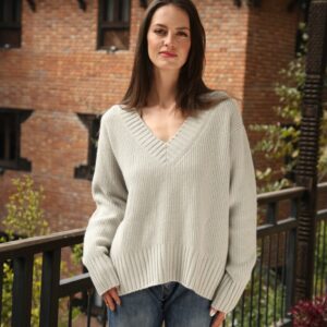 V Neck Pullover